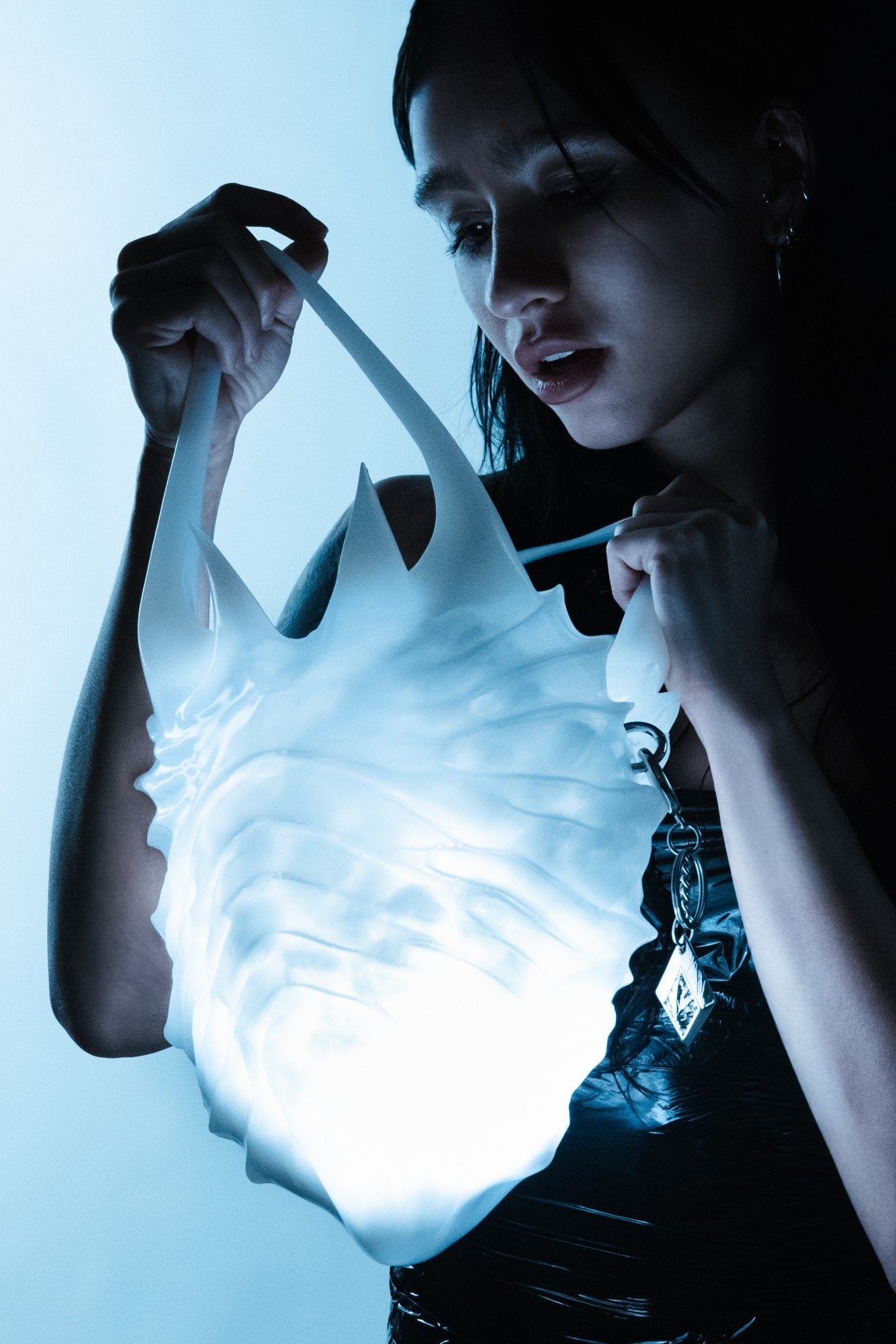 SHOP ALIEN GEL BAG